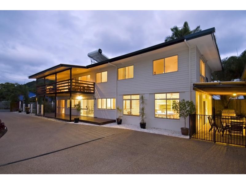 45 Debbie Street, Trinity Park QLD 4879