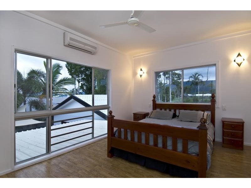 45 Debbie Street, Trinity Park QLD 4879