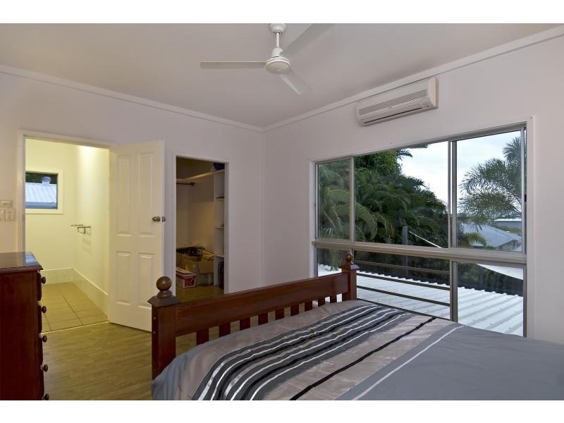 45 Debbie Street, Trinity Park QLD 4879