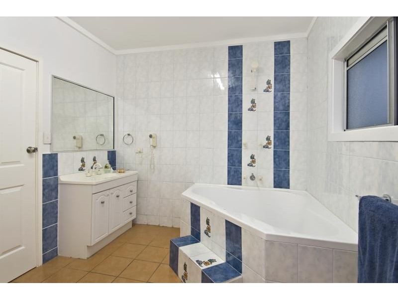 45 Debbie Street, Trinity Park QLD 4879