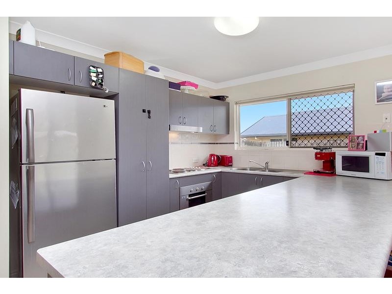 29 Cliffdale Street, Bentley Park QLD 4869