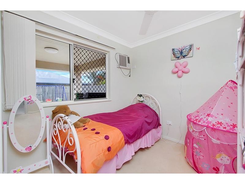 29 Cliffdale Street, Bentley Park QLD 4869