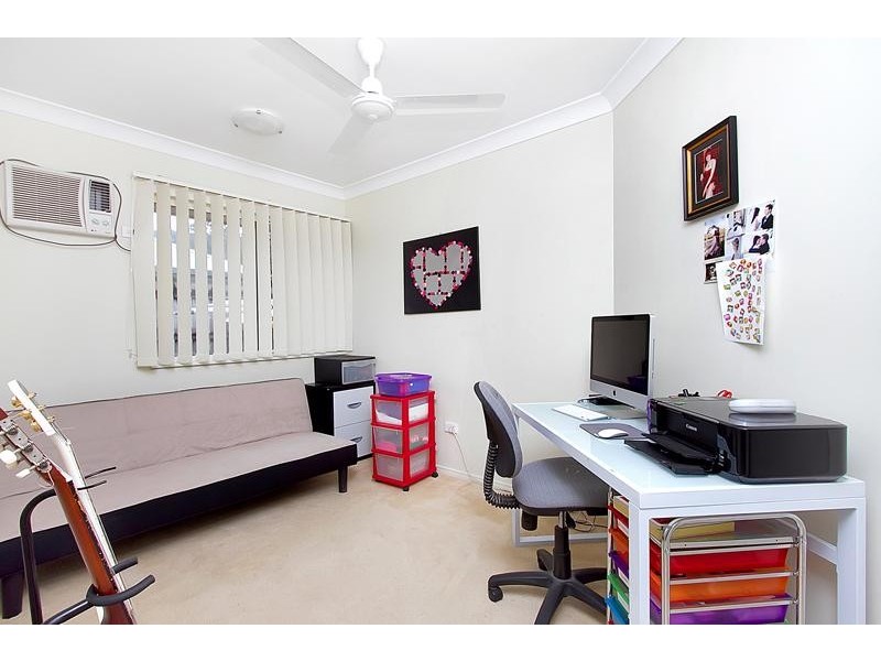 29 Cliffdale Street, Bentley Park QLD 4869