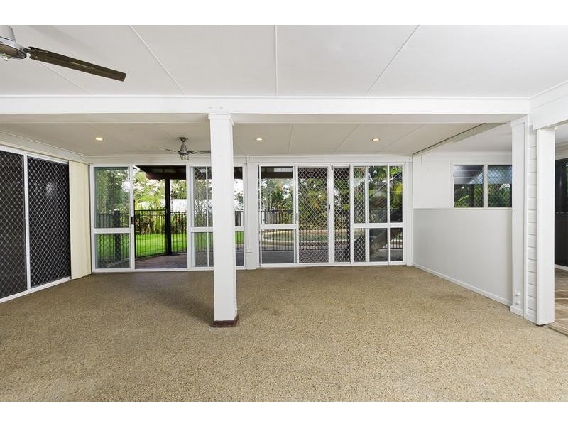 3 Nero Close, Mooroobool QLD 4870