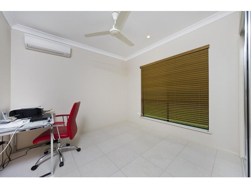 15 Lum Jim Street, Redlynch QLD 4870