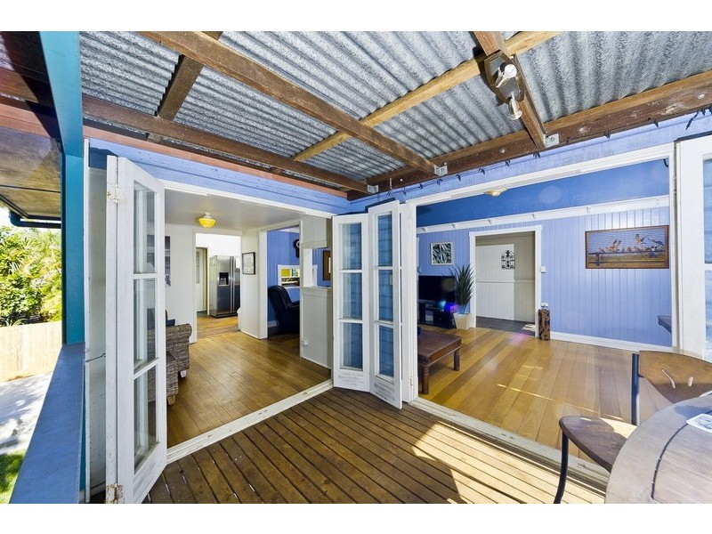 12-14 Machan Street, Machans Beach QLD 4878