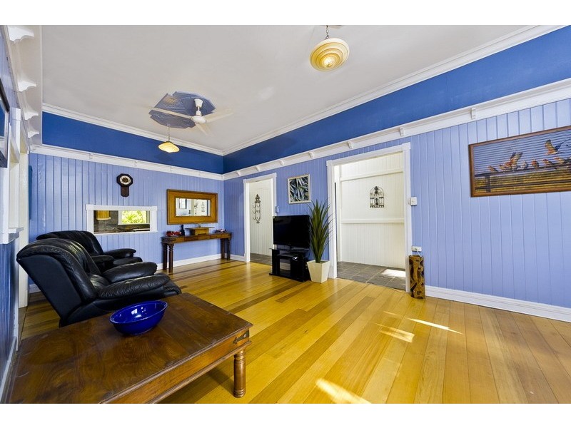 12-14 Machan Street, Machans Beach QLD 4878