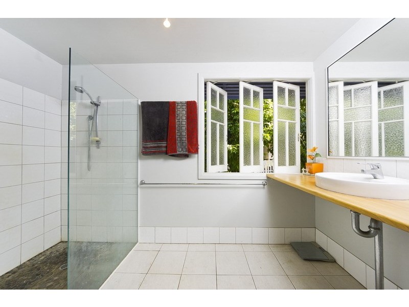 12-14 Machan Street, Machans Beach QLD 4878