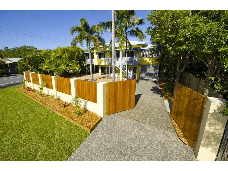 12-14 Machan Street, Machans Beach QLD 4878