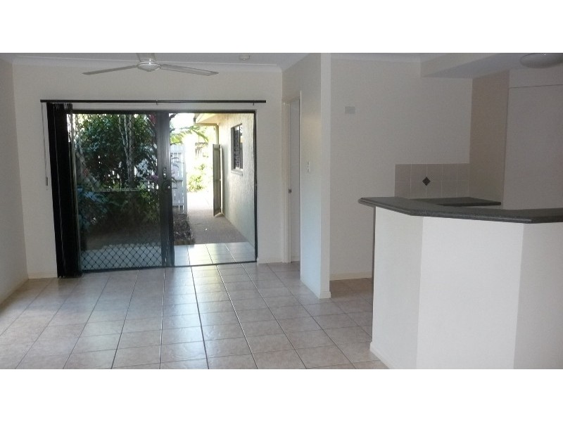12/24 Old Smithfield Rd, Freshwater QLD 4870