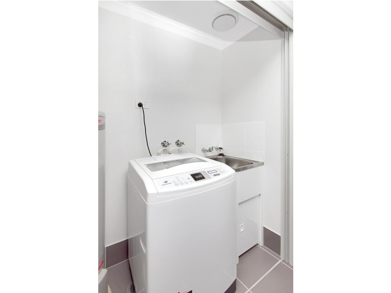 3/109 Callaghan St, Mooroobool QLD 4870