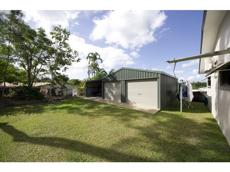 12 Harrison Close, Kanimbla QLD 4870