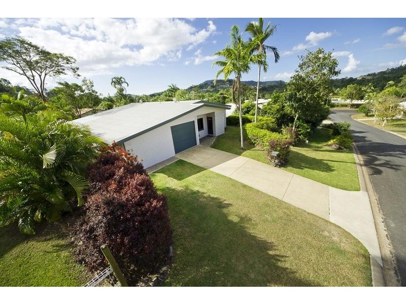 12 Harrison Close, Kanimbla QLD 4870