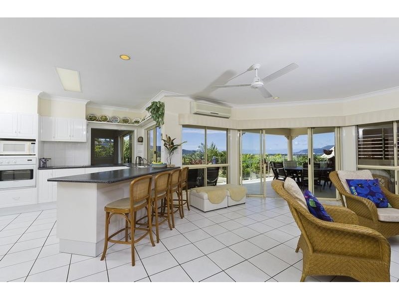 10 Rosemont Court, Mooroobool QLD 4870