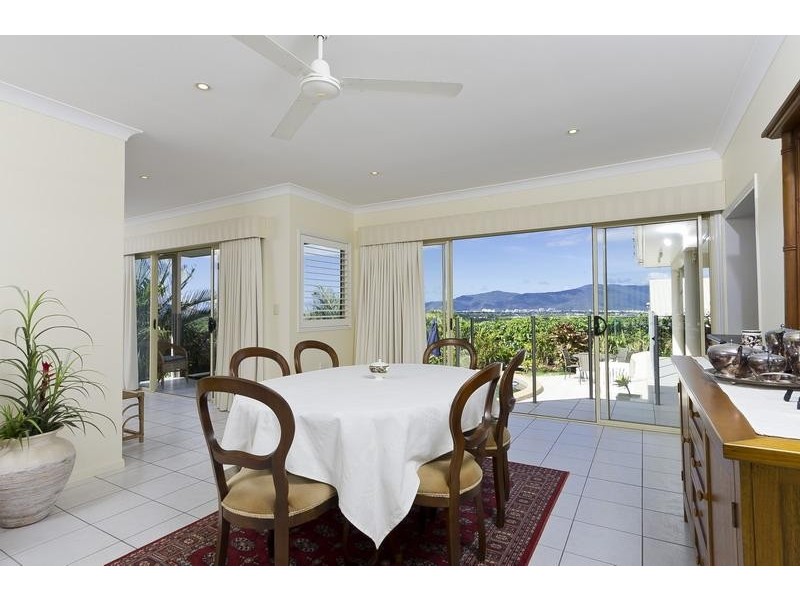 10 Rosemont Court, Mooroobool QLD 4870