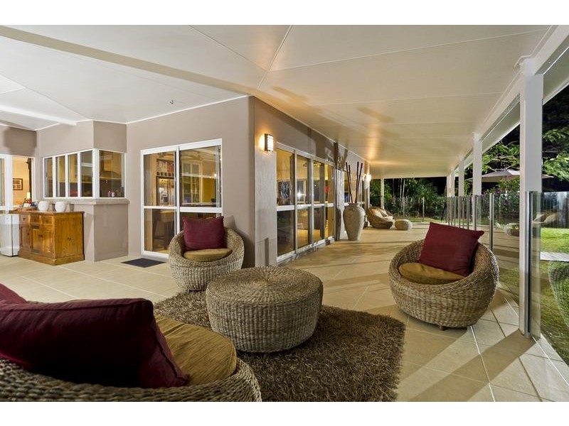 1 Petricola St, Clifton Beach QLD 4879