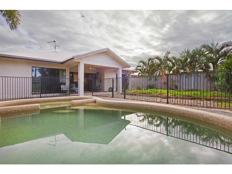 41 Cooya St, Kewarra Beach QLD 4879