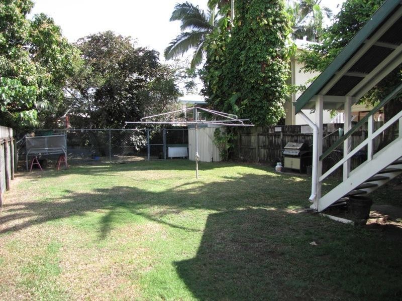 12 Loeven Street, Parramatta Park QLD 4870