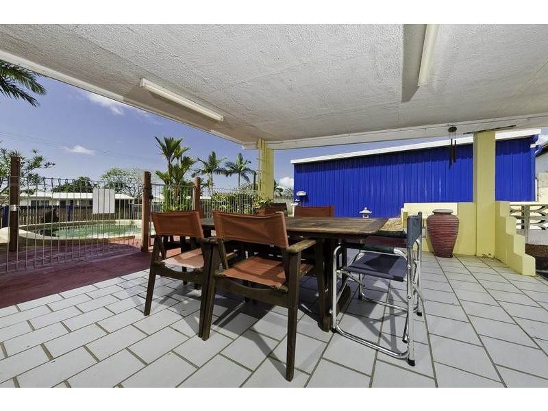 26 Nephrite Street, Woree QLD 4868