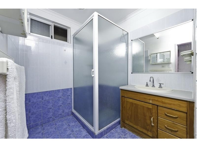 26 Nephrite Street, Woree QLD 4868