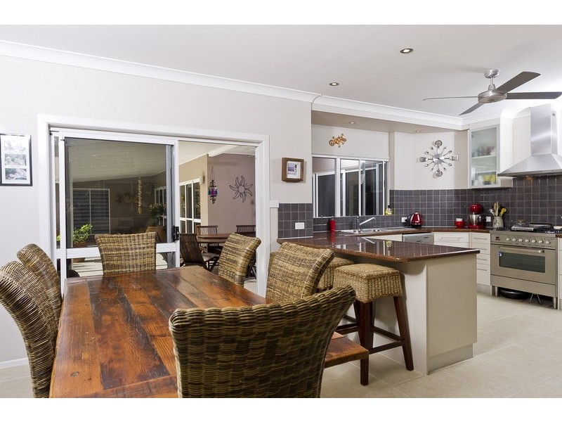 21-23 Stevens Street, Clifton Beach QLD 4879