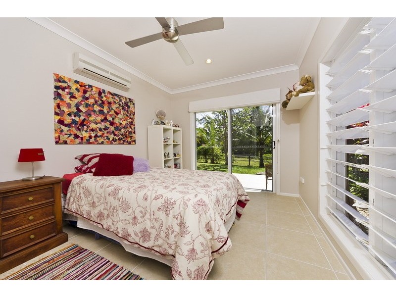 21-23 Stevens Street, Clifton Beach QLD 4879