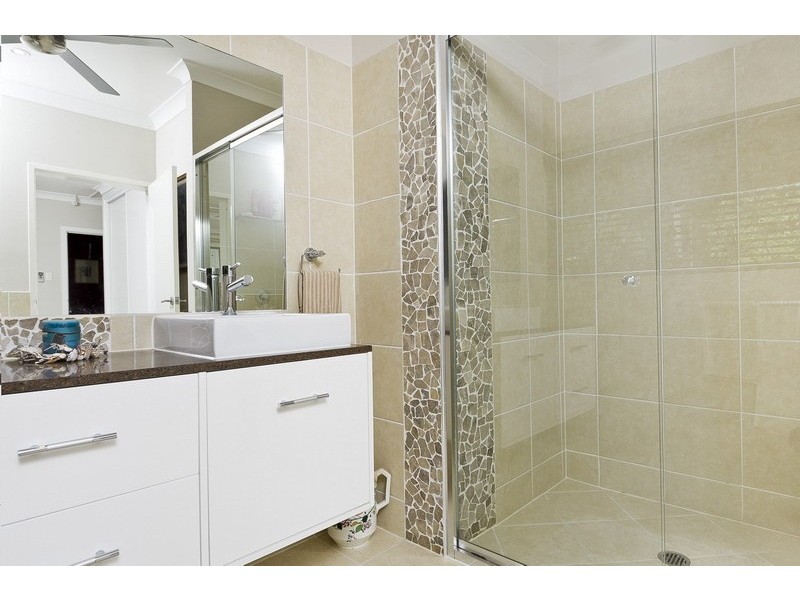 21-23 Stevens Street, Clifton Beach QLD 4879