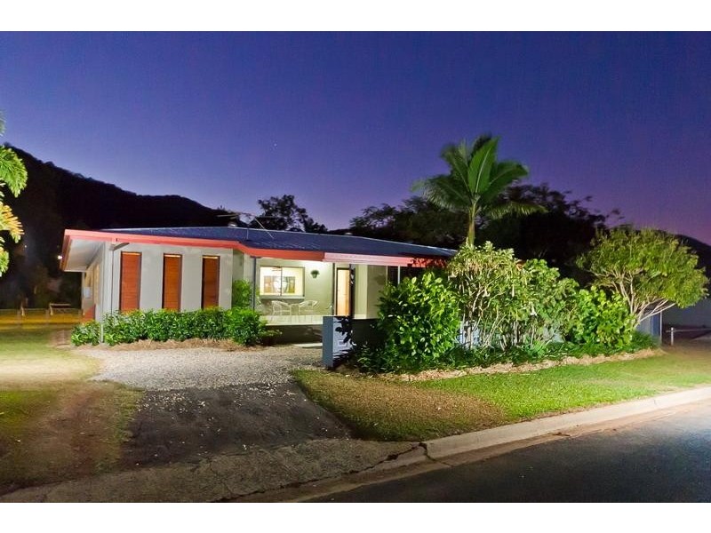 51 Bayview Street, Bayview Heights QLD 4868