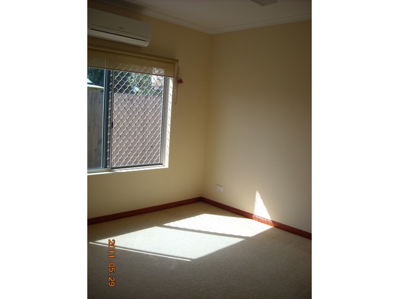 16 Ireland Crescent, Whitfield QLD 4870