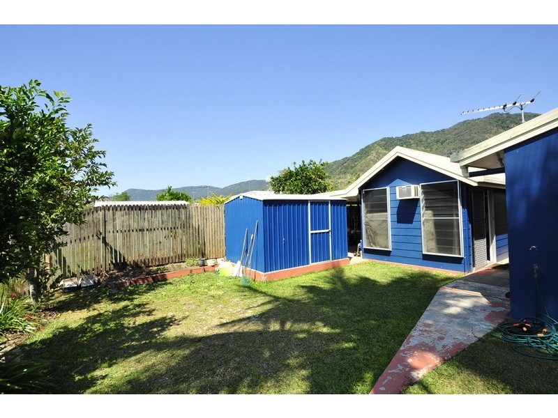 9 Ronto Close, Manoora QLD 4870