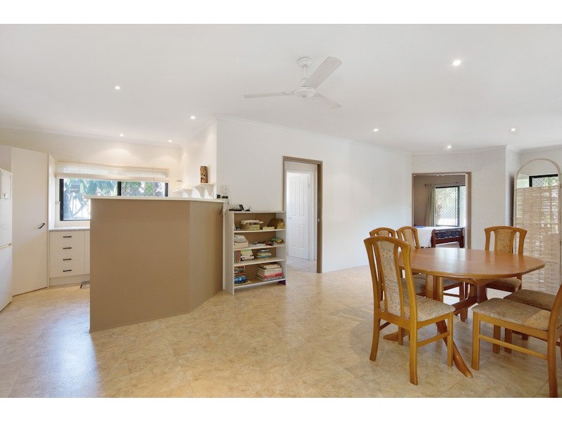 9 Caneland Court, Redlynch QLD 4870