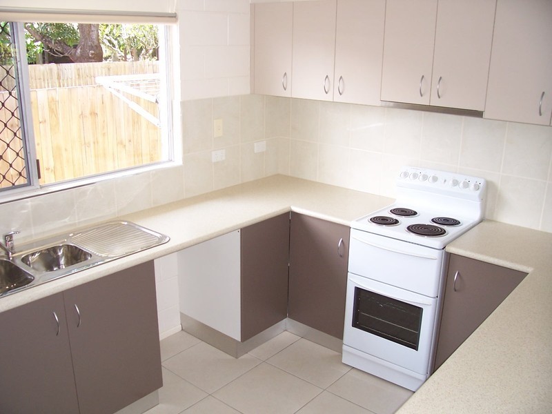 2/51 Palmerston street, Aeroglen QLD 4870