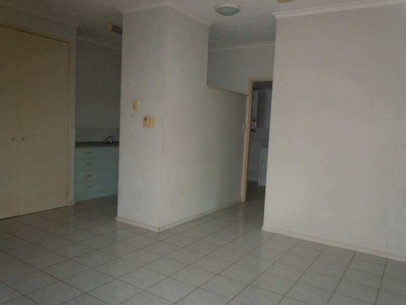 18/4-5 Hollett Close, Manunda QLD 4870