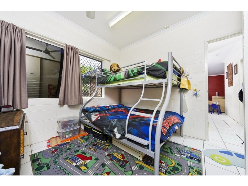 5 Fraser Close, Kanimbla QLD 4870