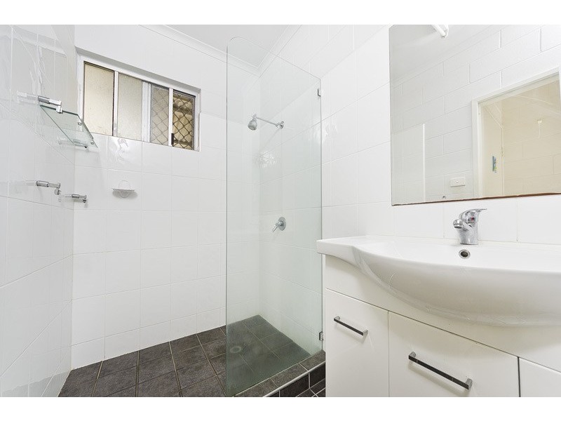 5 Fraser Close, Kanimbla QLD 4870