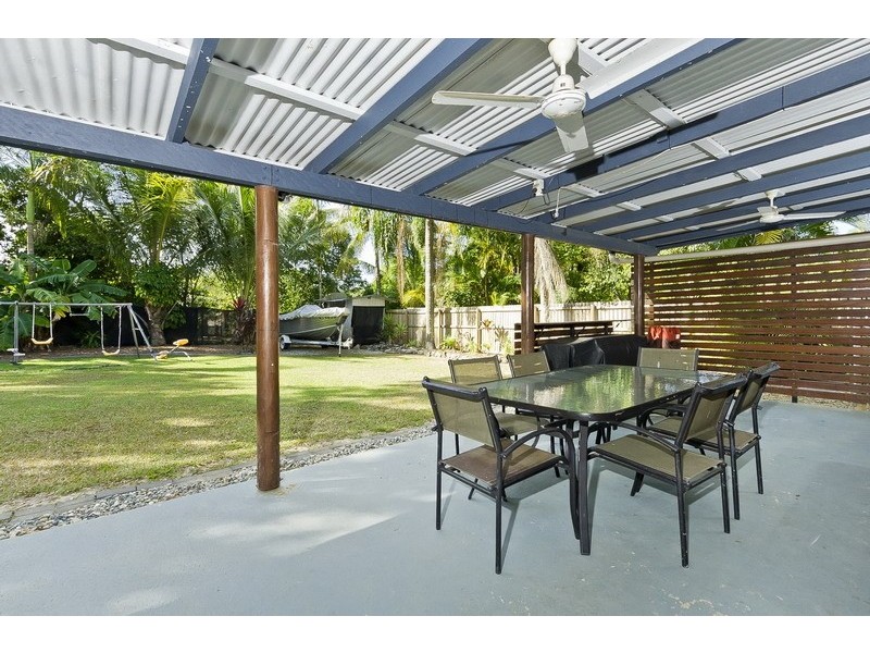 5 Fraser Close, Kanimbla QLD 4870