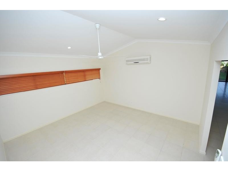 8 Barringtonia Street, Mount Sheridan QLD 4868
