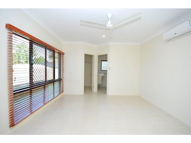 8 Barringtonia Street, Mount Sheridan QLD 4868