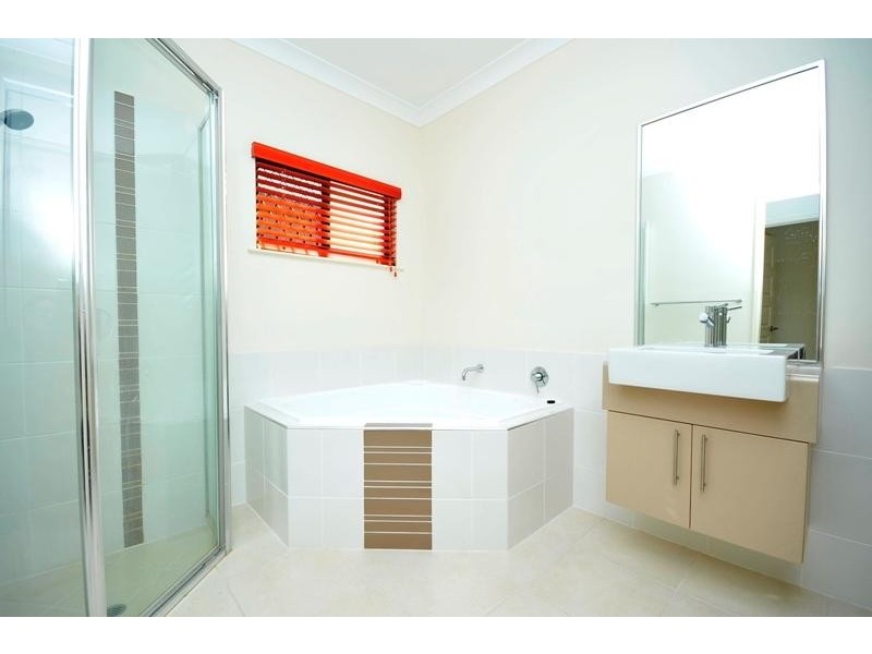 8 Barringtonia Street, Mount Sheridan QLD 4868