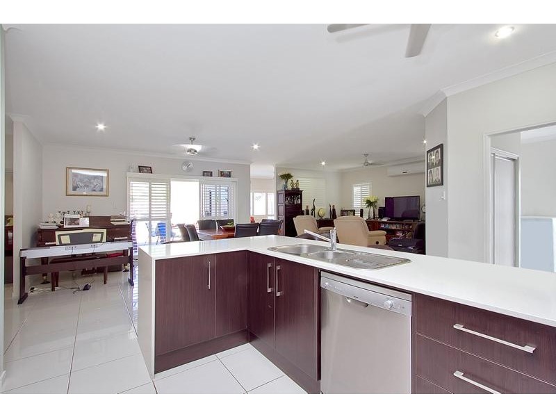 7 Greenvale Street, Smithfield QLD 4878