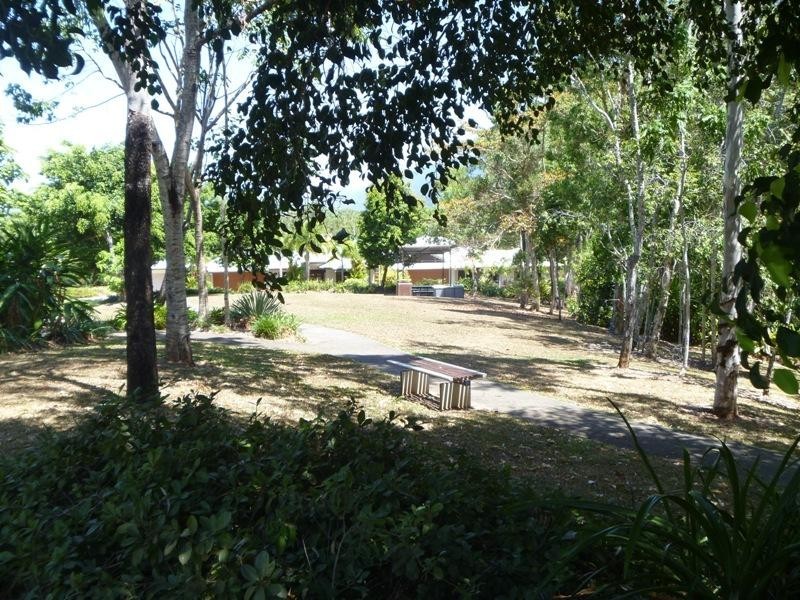25 Propeller Court, Trinity Beach QLD 4879