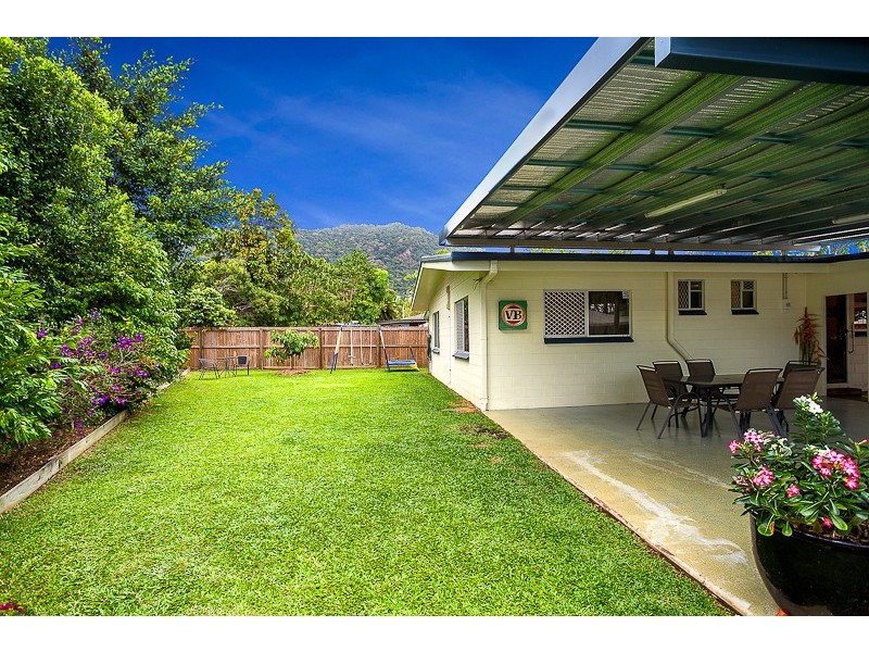 13 Carnation Drive, Mooroobool QLD 4870