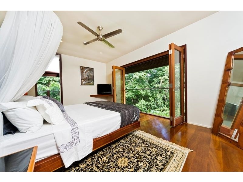 174-182 Stanton Rd, Smithfield QLD 4878