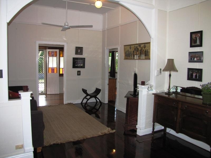 35 Cairns Street, Cairns North QLD 4870