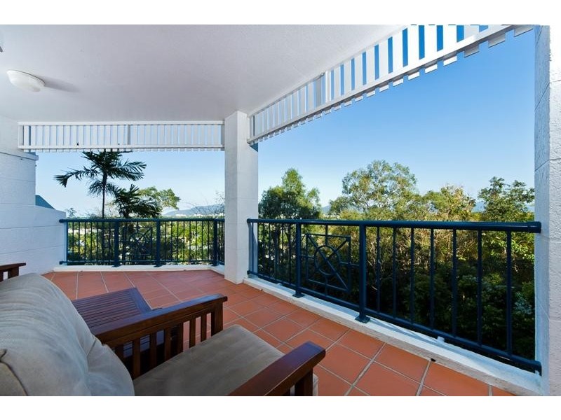 52/8-14 Munro Terrace, Mooroobool QLD 4870