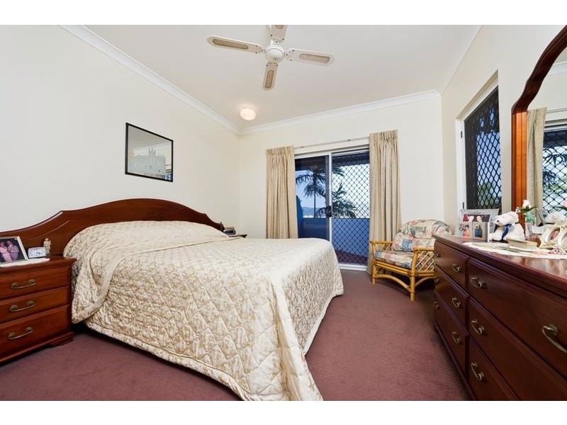 52/8-14 Munro Terrace, Mooroobool QLD 4870