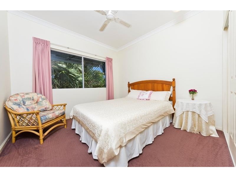 52/8-14 Munro Terrace, Mooroobool QLD 4870