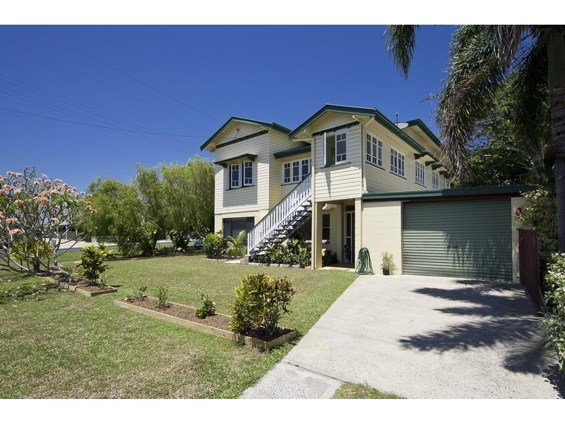 1 Dalton Street, Bungalow QLD 4870