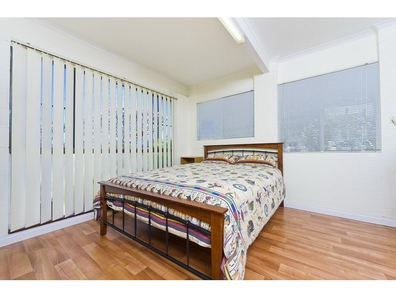 1 Dalton Street, Bungalow QLD 4870