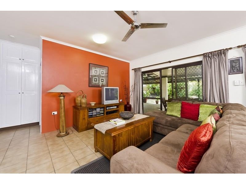 4 Fraser Close, Kanimbla QLD 4870